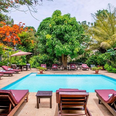 Hibiscus House Gambia Hotel Brufut Kültér fotó