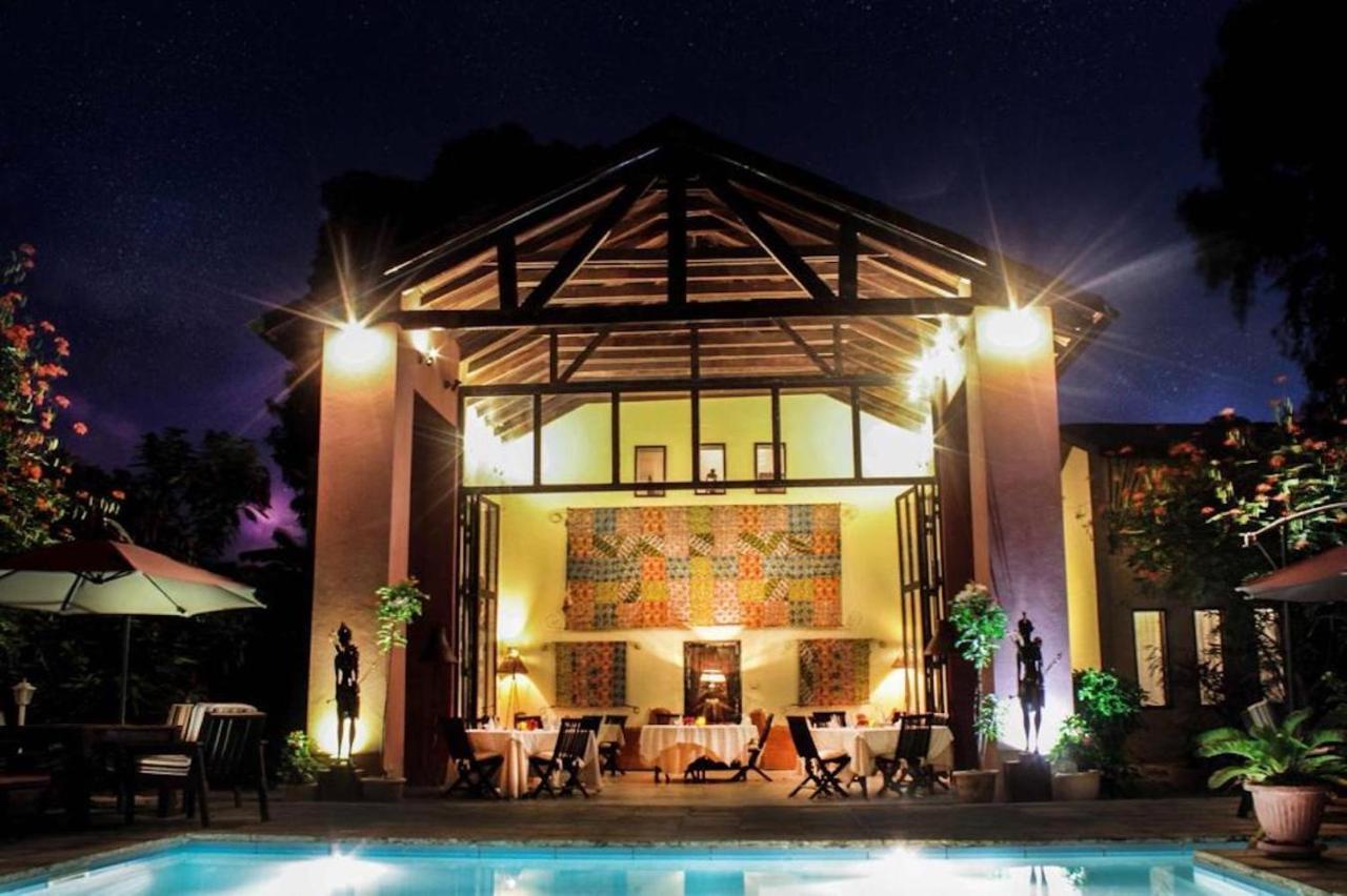 Hibiscus House Gambia Hotel Brufut Kültér fotó