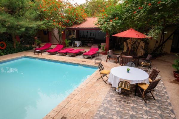 Hibiscus House Gambia Hotel Brufut Kültér fotó