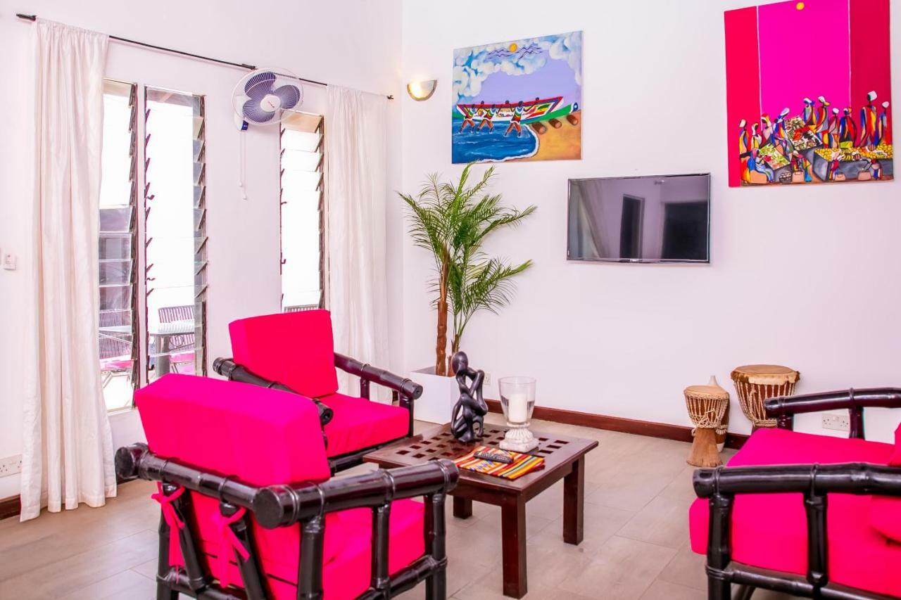 Hibiscus House Gambia Hotel Brufut Kültér fotó